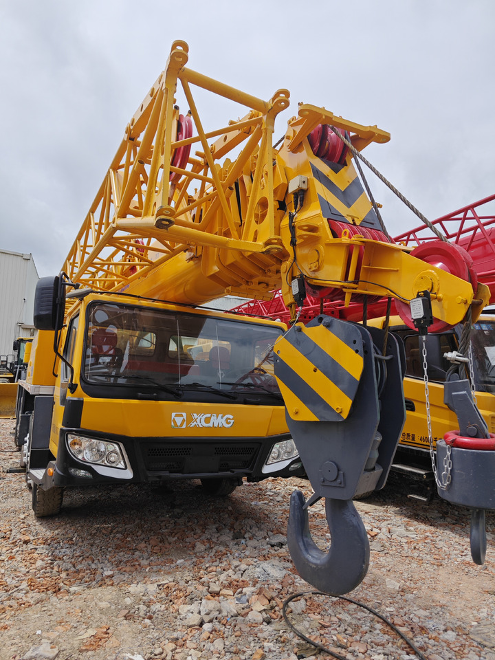 XCMG QY70K QY70KC XCT70 70T Used Truck Crane - Мобильный кран: фото 2 XCMG QY70K QY70KC XCT70 70T Used Truck Crane - Мобильный кран: фото 2