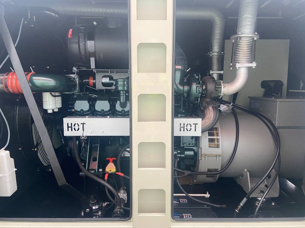 Doosan DP180LB - 710 kVA Generator - DPX 19857 - Электрогенератор: фото 5 Doosan DP180LB - 710 kVA Generator - DPX 19857 - Электрогенератор: фото 5