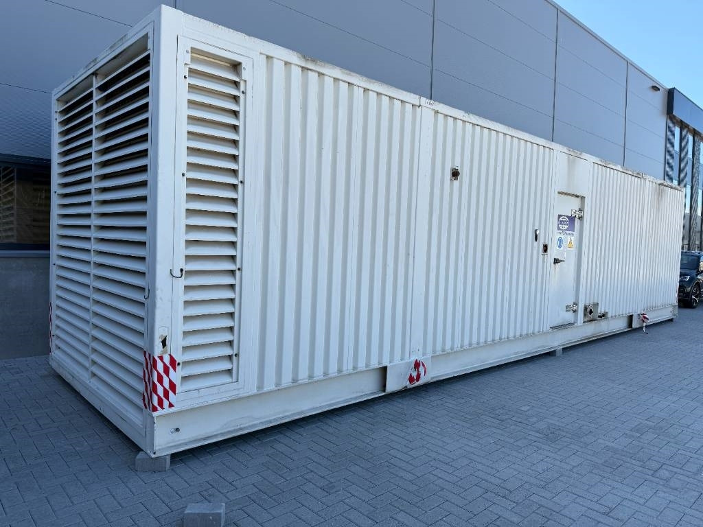 FG Wilson P1500P3 - 1.650 kVA Generator - DPX-12629 - Электрогенератор: фото 4 FG Wilson P1500P3 - 1.650 kVA Generator - DPX-12629 - Электрогенератор: фото 4