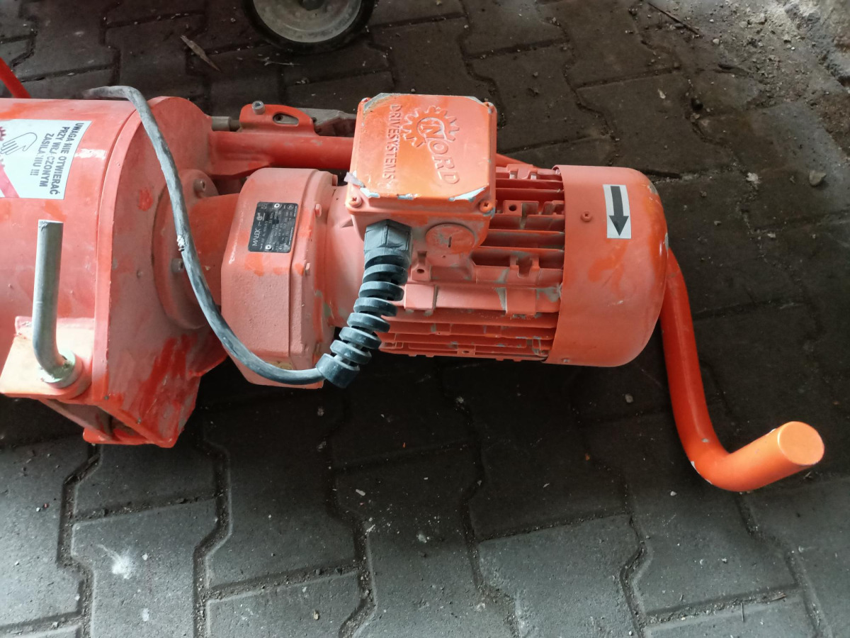 Agregat tynkarski – MAŁEK M-4 MAX – 2023 – 40 bar – do tynków elewacyjnych - Строительное оборудование: фото 4 Agregat tynkarski – MAŁEK M-4 MAX – 2023 – 40 bar – do tynków elewacyjnych - Строительное оборудование: фото 4