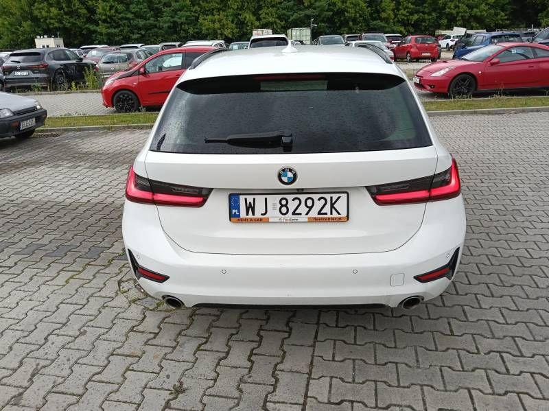 BMW 318I KOMBI - Легковой автомобиль: фото 4 BMW 318I KOMBI - Легковой автомобиль: фото 4
