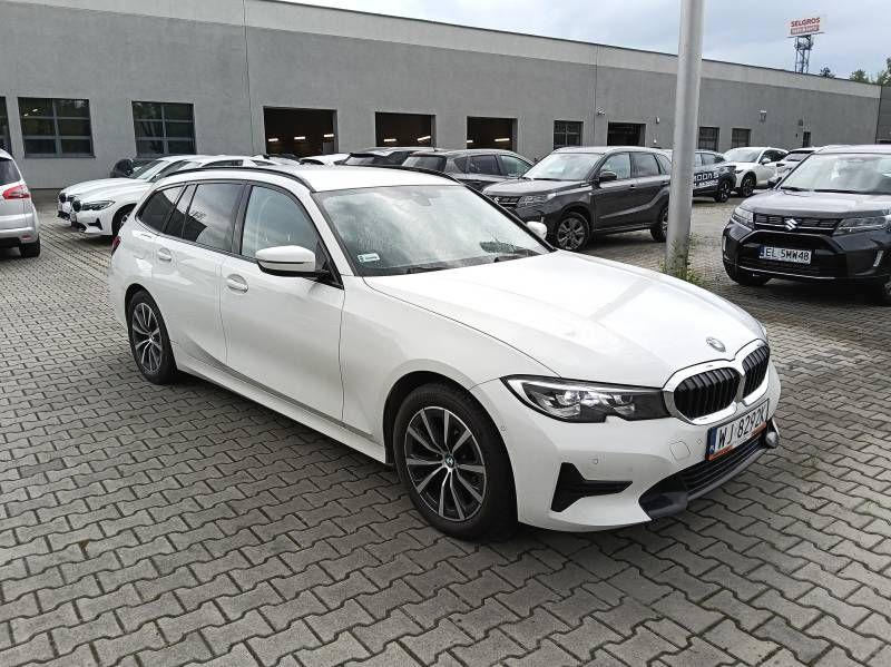BMW 318I KOMBI - Легковой автомобиль: фото 1 BMW 318I KOMBI - Легковой автомобиль: фото 1