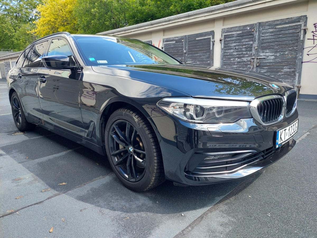 BMW 530I XDRIVE KOMBI - Легковой автомобиль: фото 1 BMW 530I XDRIVE KOMBI - Легковой автомобиль: фото 1