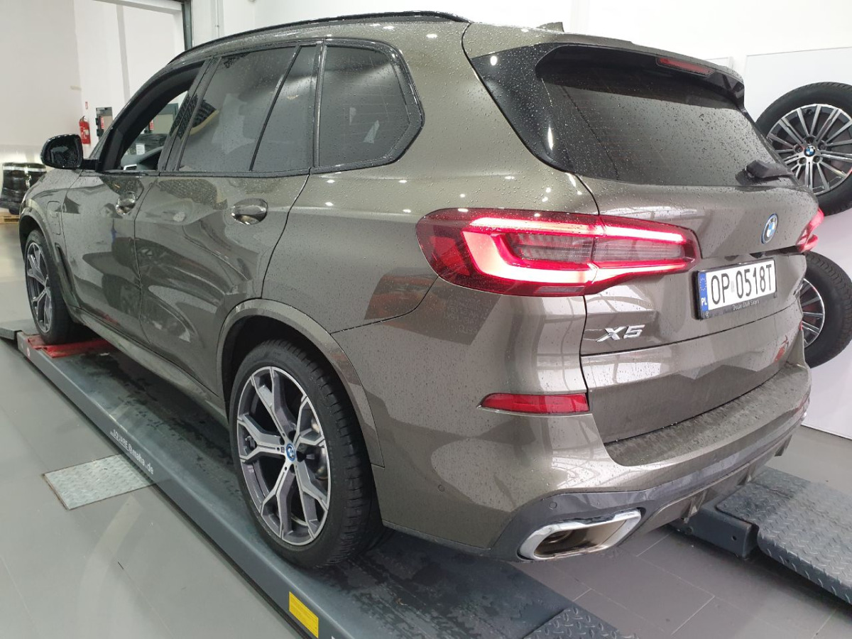 BMW X5 xDrive45e aut SUV - Внедорожник: фото 4 BMW X5 xDrive45e aut SUV - Внедорожник: фото 4