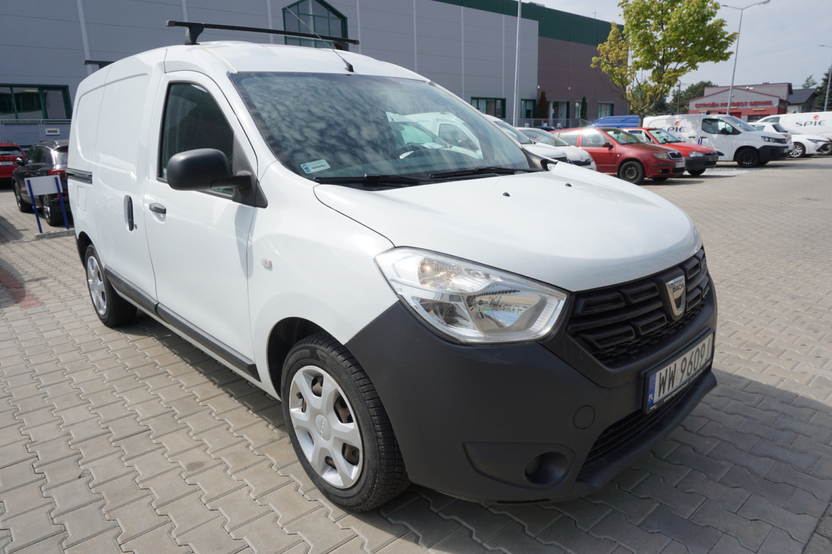 DACIA DOKKER FURGON BLASZAK - Цельнометаллический фургон: фото 1 DACIA DOKKER FURGON BLASZAK - Цельнометаллический фургон: фото 1