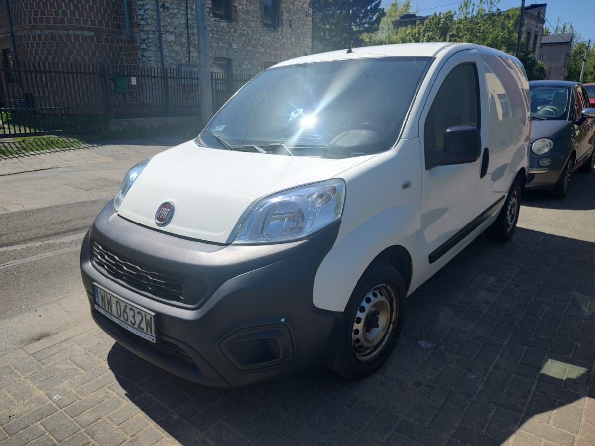 FIAT FIORINO FURGON BLASZAK - Цельнометаллический фургон: фото 2 FIAT FIORINO FURGON BLASZAK - Цельнометаллический фургон: фото 2