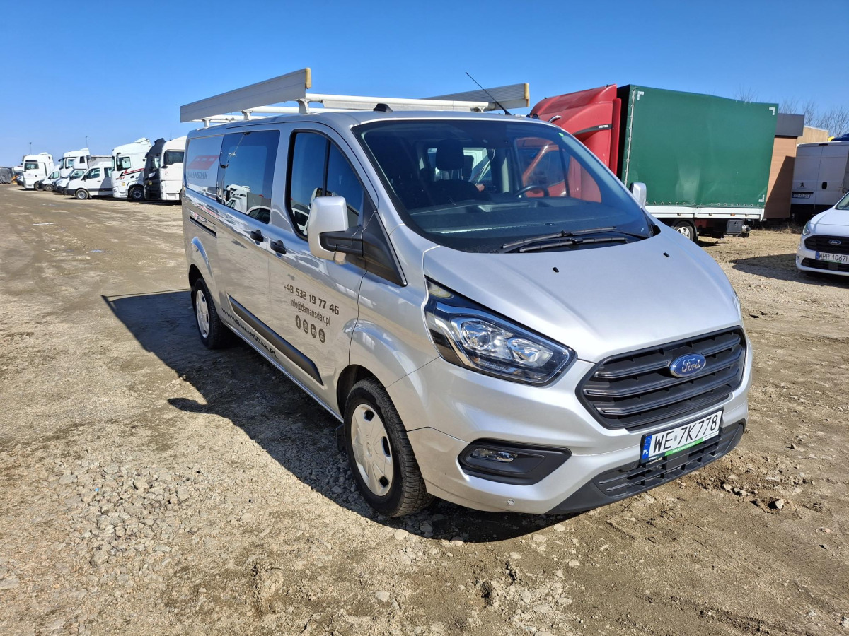 Грузопассажирский фургон FORD TRANSIT CUSTOM BRYGADÓWKA: фото 1