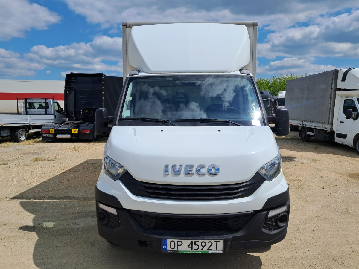 IVECO DAILY KONTENER Z WINDĄ - Фургон с закрытым кузовом: фото 3 IVECO DAILY KONTENER Z WINDĄ - Фургон с закрытым кузовом: фото 3