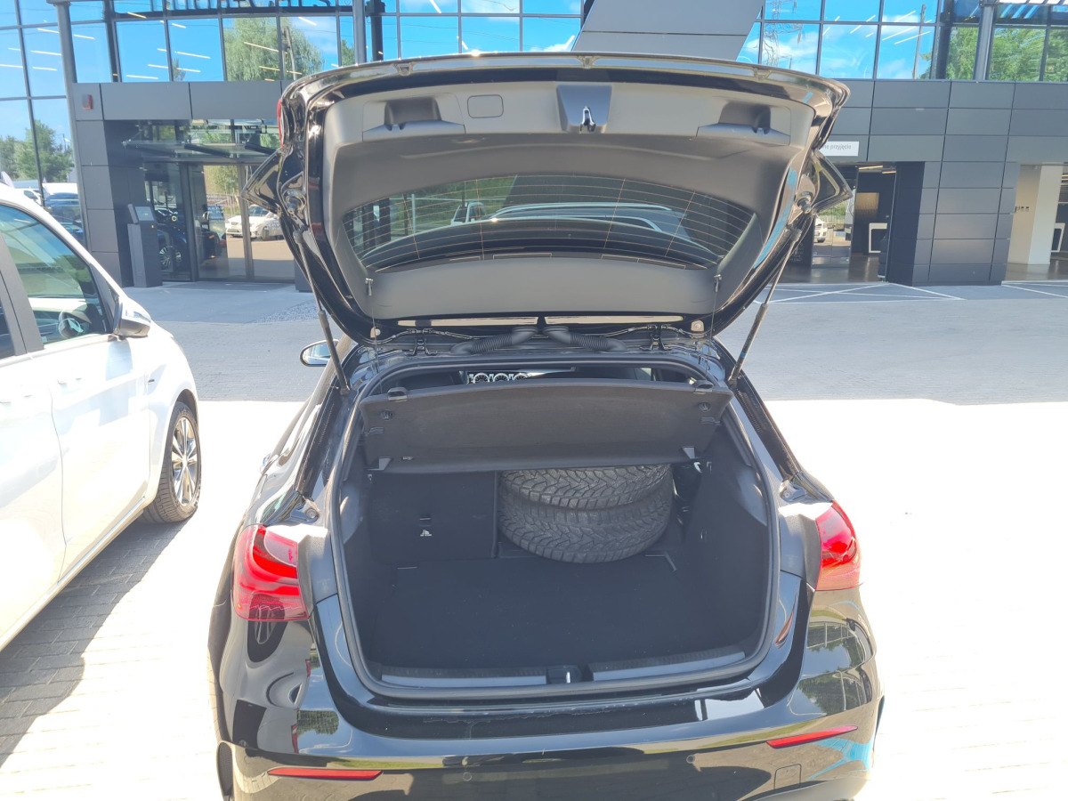MERCEDES BENZ A 200 HATCHBACK - Хэтчбек: фото 5 MERCEDES BENZ A 200 HATCHBACK - Хэтчбек: фото 5