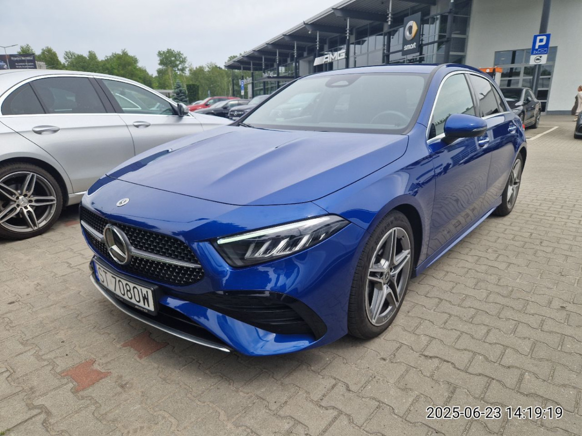 MERCEDES BENZ A 200 HATCHBACK - Хэтчбек: фото 2 MERCEDES BENZ A 200 HATCHBACK - Хэтчбек: фото 2