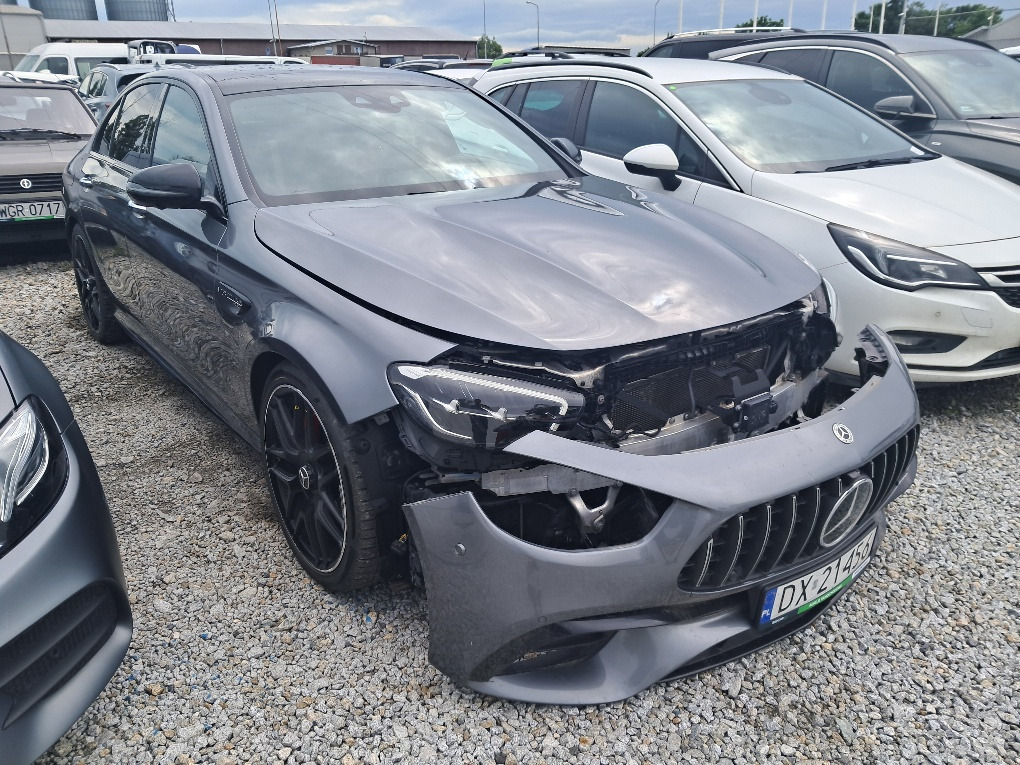 MERCEDES BENZ AMG E63S SEDAN - Седан: фото 1 MERCEDES BENZ AMG E63S SEDAN - Седан: фото 1