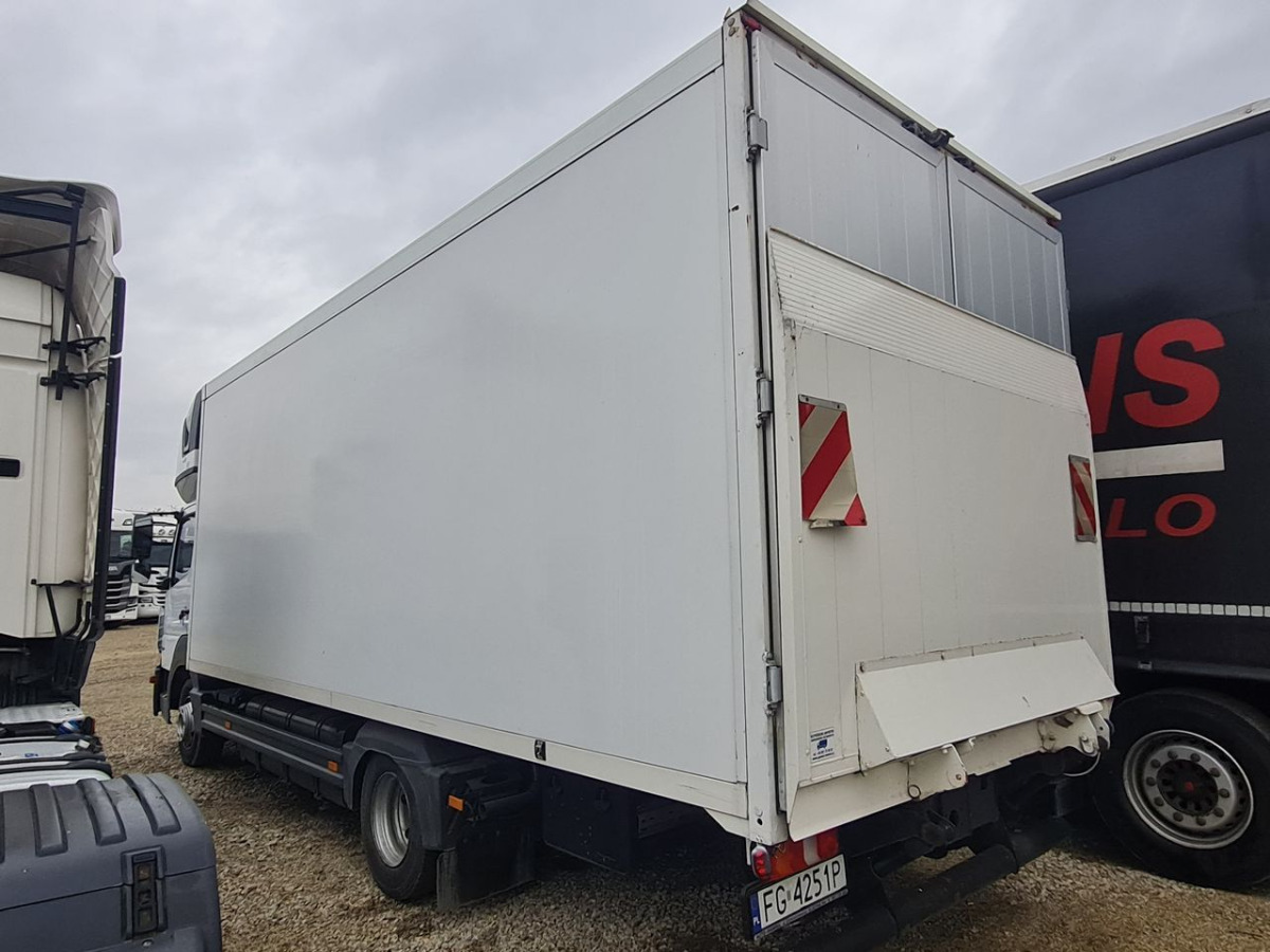 MERCEDES BENZ ATEGO KONTENER Z WINDĄ - Фургон с закрытым кузовом: фото 4 MERCEDES BENZ ATEGO KONTENER Z WINDĄ - Фургон с закрытым кузовом: фото 4