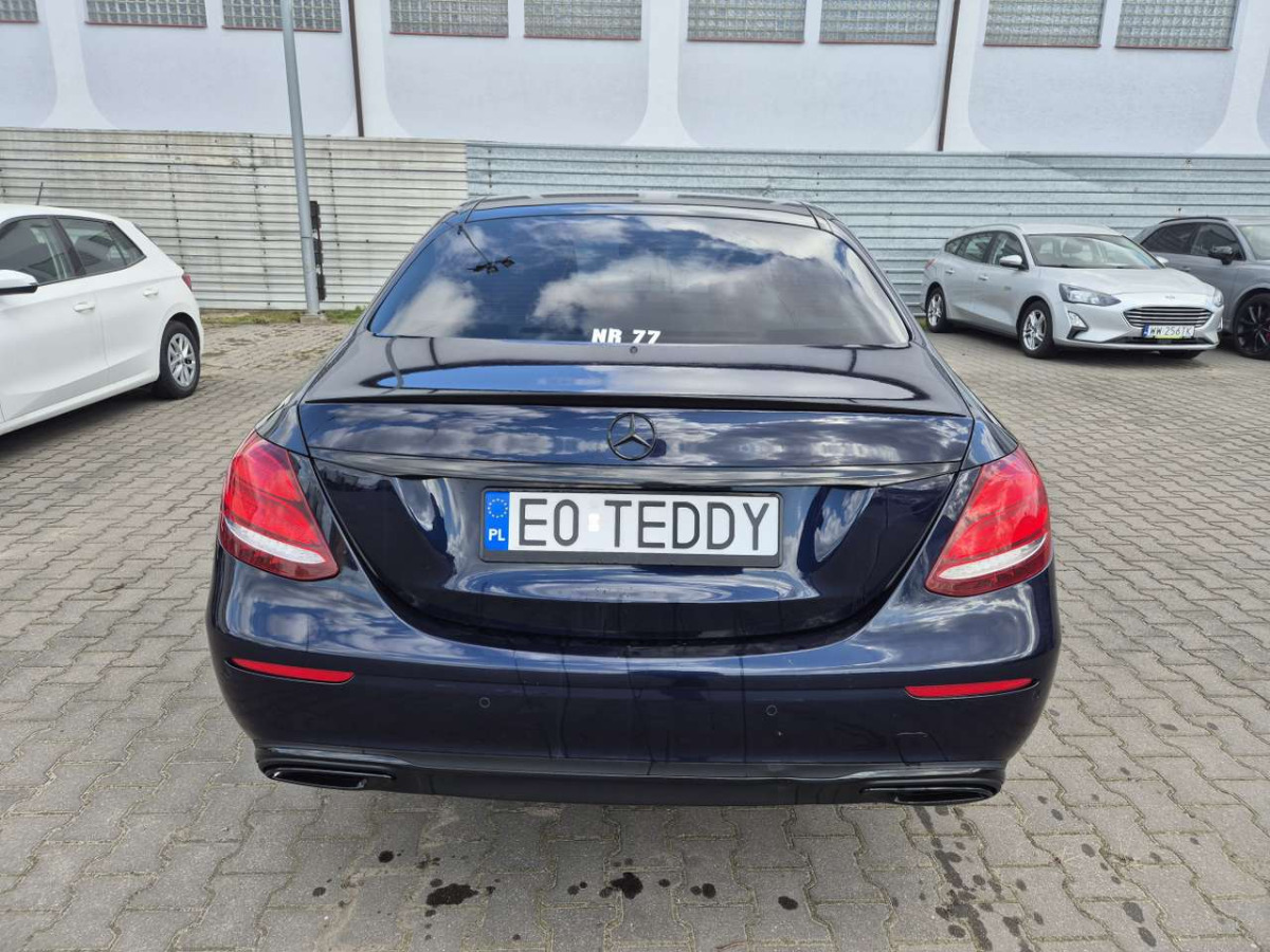 MERCEDES BENZ E 220 D 4MATIC SEDAN - Седан: фото 5 MERCEDES BENZ E 220 D 4MATIC SEDAN - Седан: фото 5