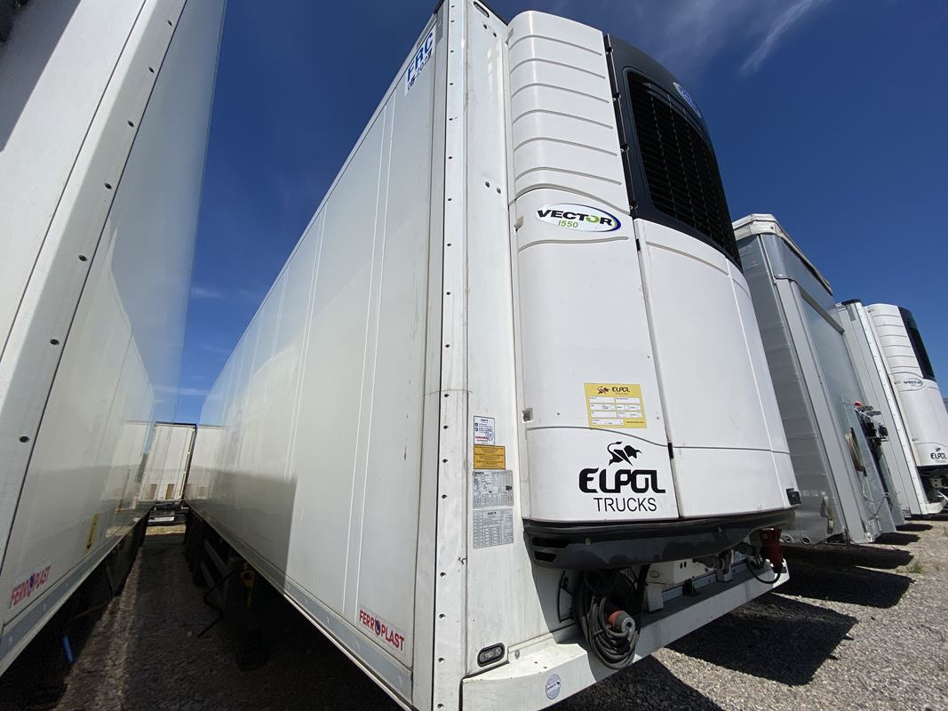 SCHMITZ CARGOBULL SCB*S3B CHŁODNIA - Прицеп-рефрижератор: фото 5 SCHMITZ CARGOBULL SCB*S3B CHŁODNIA - Прицеп-рефрижератор: фото 5