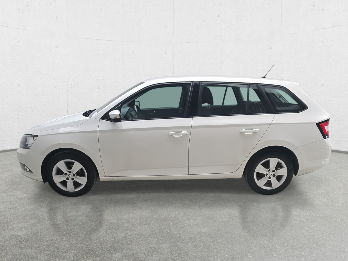 SKODA FABIA HATCHBACK - Хэтчбек: фото 5 SKODA FABIA HATCHBACK - Хэтчбек: фото 5