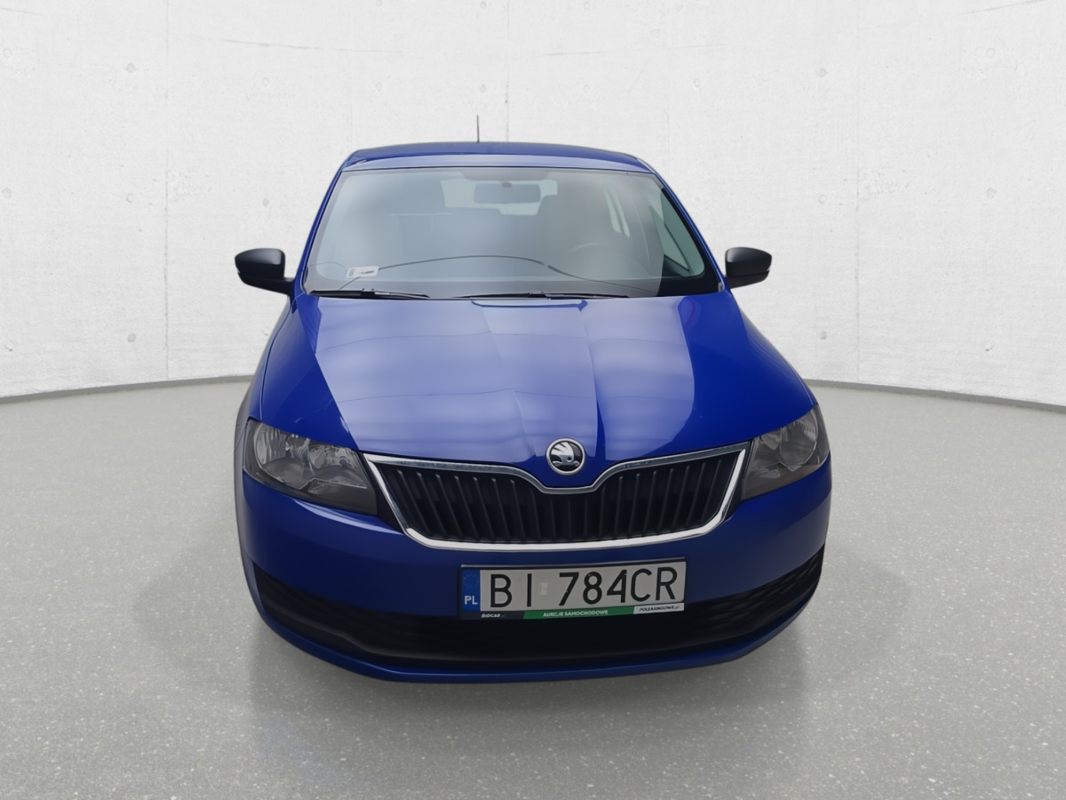 SKODA RAPID HATCHBACK - Хэтчбек: фото 3 SKODA RAPID HATCHBACK - Хэтчбек: фото 3