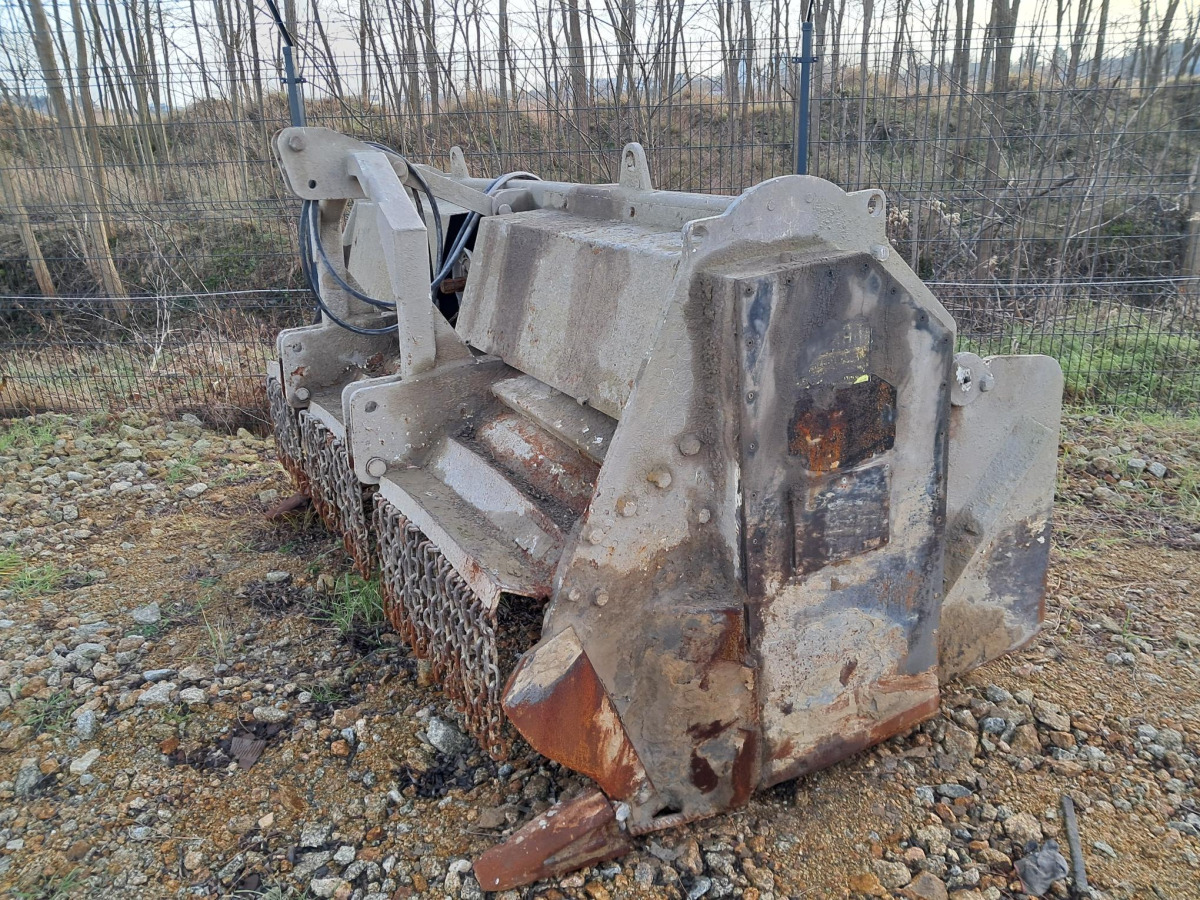 Stabilizator gruntu TOZAMET FG-650B – 2400 mm – 650 mm – wał 310 obr/min - Стабилизатор грунта: фото 2 Stabilizator gruntu TOZAMET FG-650B – 2400 mm – 650 mm – wał 310 obr/min - Стабилизатор грунта: фото 2