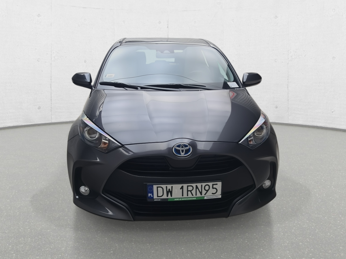 TOYOTA TOYOTA YARIS HATCHBACK - Хэтчбек: фото 3 TOYOTA TOYOTA YARIS HATCHBACK - Хэтчбек: фото 3