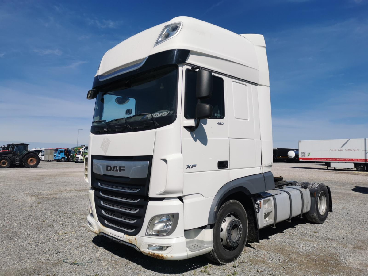 DAF XF 480 FT EURO 6 12902C 4X2 SUPER SPACE CAB CIĄGNIK SIODŁOWY - Тягач: фото 3 DAF XF 480 FT EURO 6 12902C 4X2 SUPER SPACE CAB CIĄGNIK SIODŁOWY - Тягач: фото 3