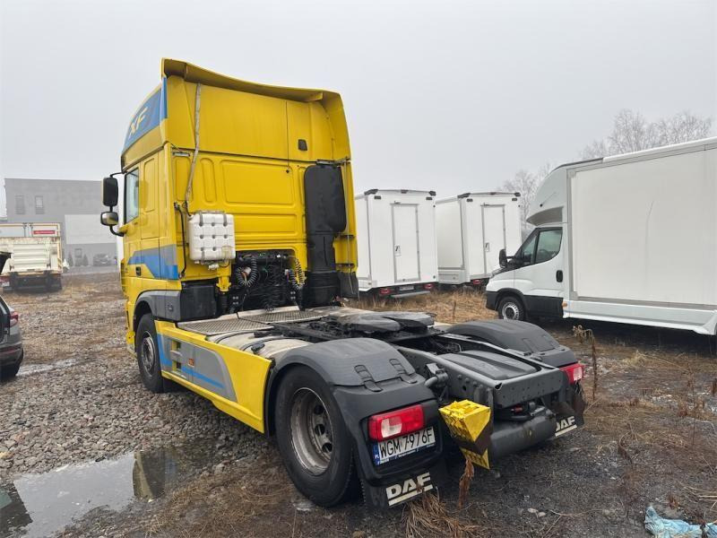 DAF XF CIĄGNIK SIODŁOWY - Тягач: фото 4 DAF XF CIĄGNIK SIODŁOWY - Тягач: фото 4