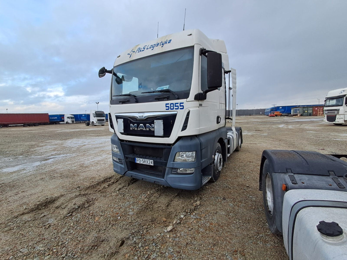 MAN TGX CIĄGNIK SIODŁOWY - Тягач: фото 2 MAN TGX CIĄGNIK SIODŁOWY - Тягач: фото 2