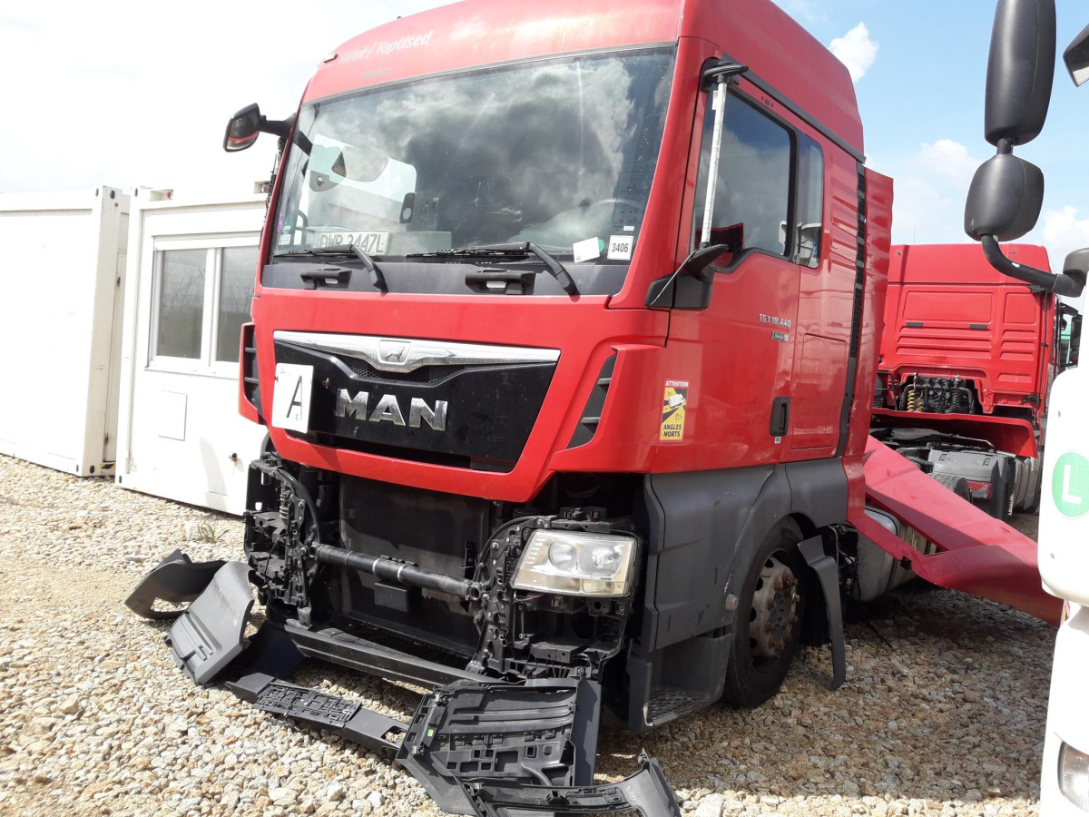 MAN TGX CIĄGNIK SIODŁOWY - Тягач: фото 2 MAN TGX CIĄGNIK SIODŁOWY - Тягач: фото 2