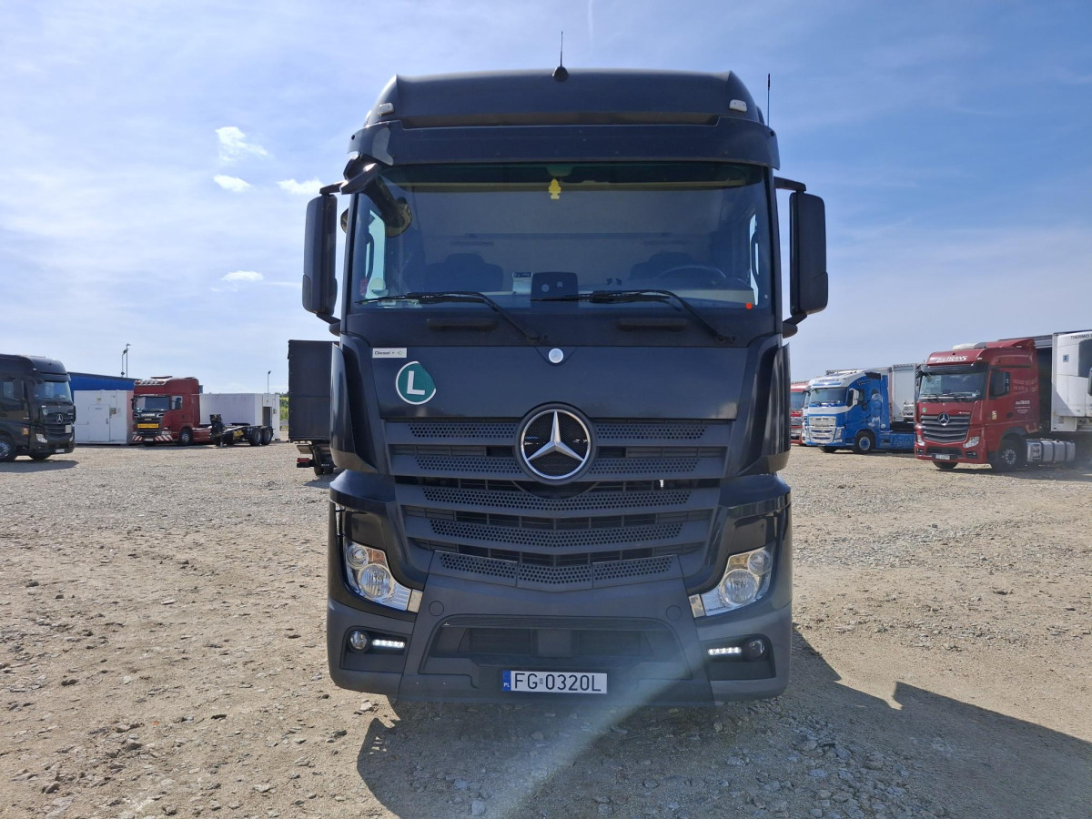 MERCEDES BENZ ACTROS CIĄGNIK SIODŁOWY - Тягач: фото 3 MERCEDES BENZ ACTROS CIĄGNIK SIODŁOWY - Тягач: фото 3