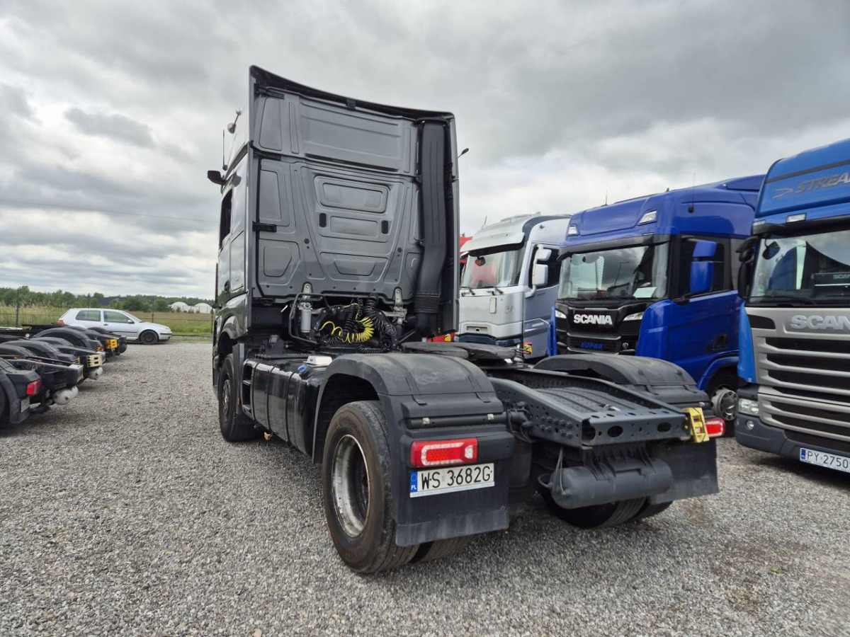 MERCEDES BENZ ACTROS CIĄGNIK SIODŁOWY - Тягач: фото 4 MERCEDES BENZ ACTROS CIĄGNIK SIODŁOWY - Тягач: фото 4