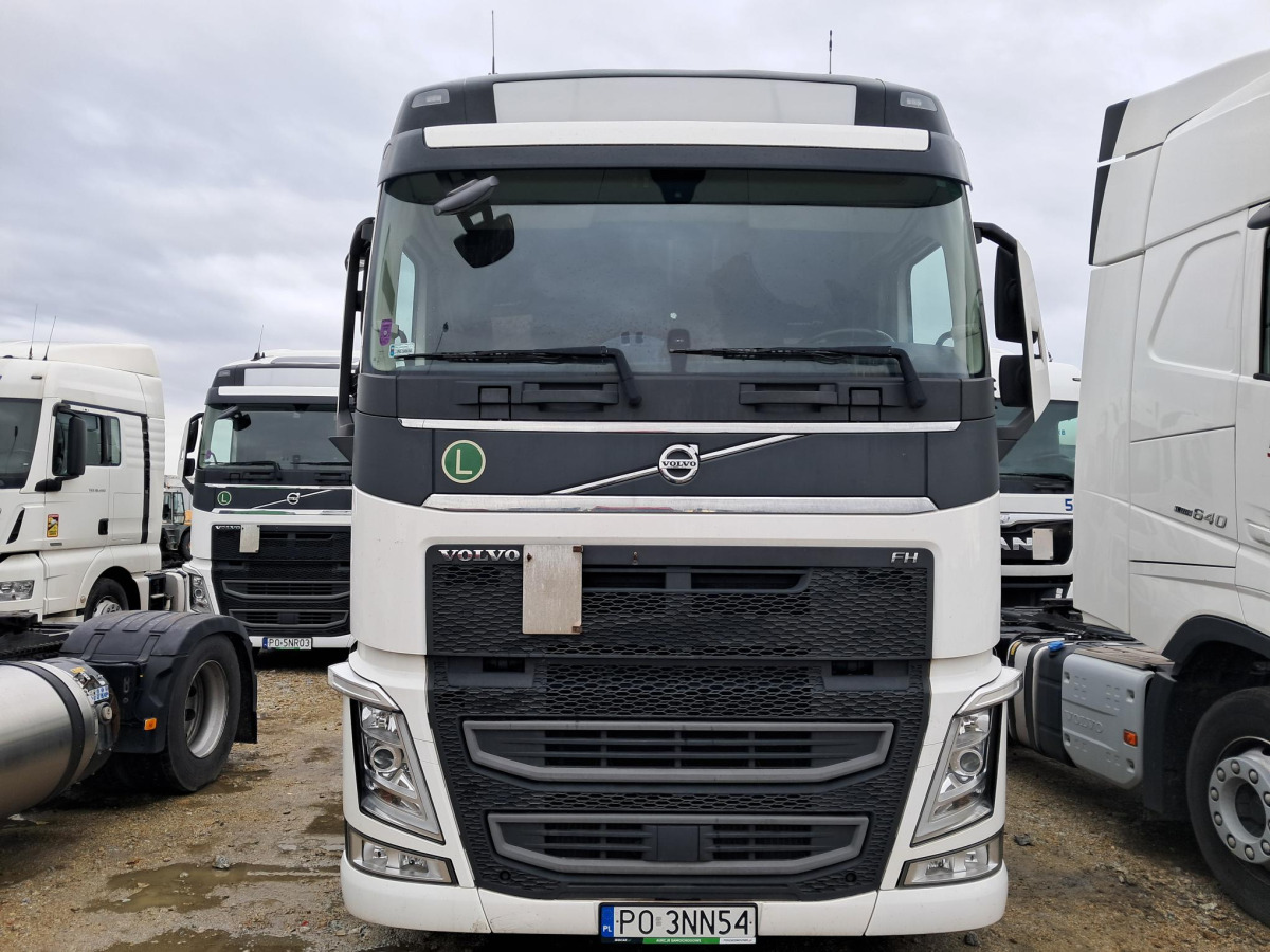 VOLVO FH 460 CIĄGNIK SIODŁOWY - Тягач: фото 2 VOLVO FH 460 CIĄGNIK SIODŁOWY - Тягач: фото 2
