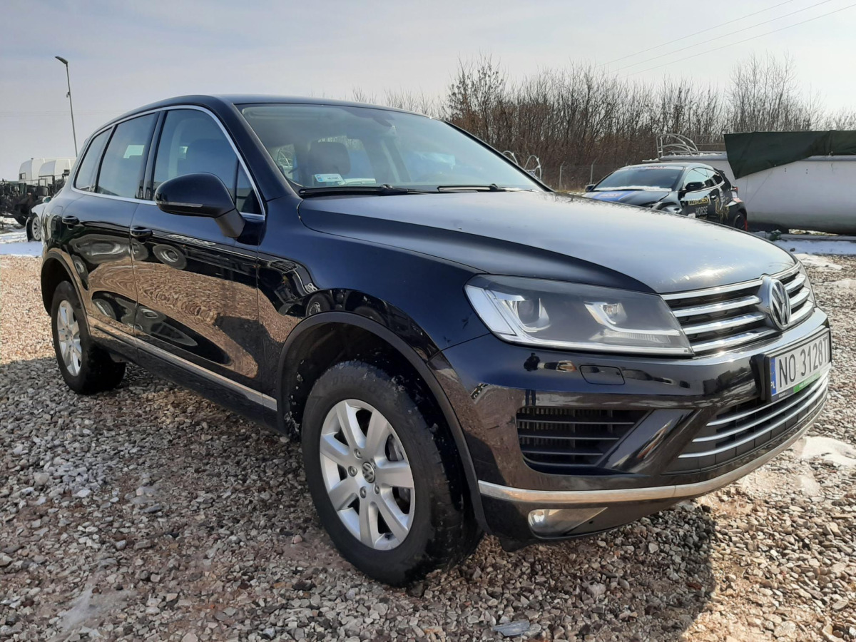 Внедорожник VOLKSWAGEN TOUAREG SUV: фото 1