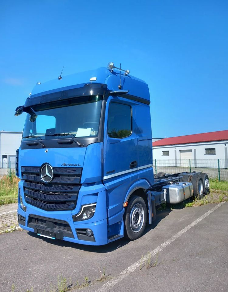 Mercedes-Benz Actros 2548 LnR - Грузовик-шасси: фото 4 Mercedes-Benz Actros 2548 LnR - Грузовик-шасси: фото 4