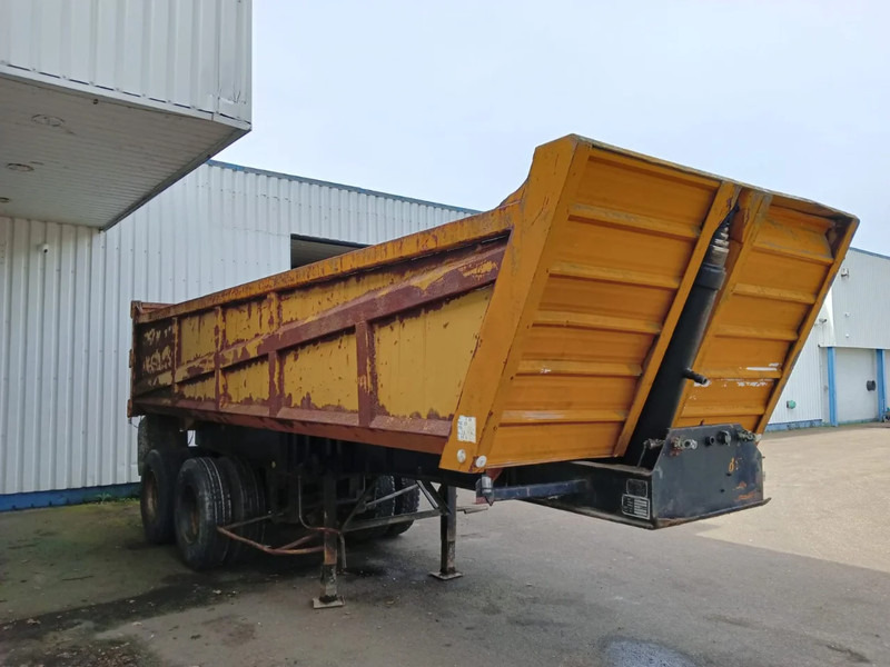 Fruehauf 2 Axle Steel Tipper, 8 tyres , Spring Suspension , Drum Brakes - Самосвальный полуприцеп: фото 4 Fruehauf 2 Axle Steel Tipper, 8 tyres , Spring Suspension , Drum Brakes - Самосвальный полуприцеп: фото 4