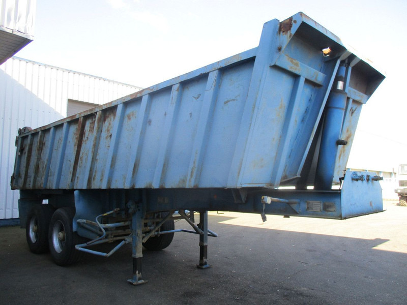 Fruehauf 2 Axle , Steel Tipper , Drum brakes, Spring suspension - Самосвальный полуприцеп: фото 4 Fruehauf 2 Axle , Steel Tipper , Drum brakes, Spring suspension - Самосвальный полуприцеп: фото 4