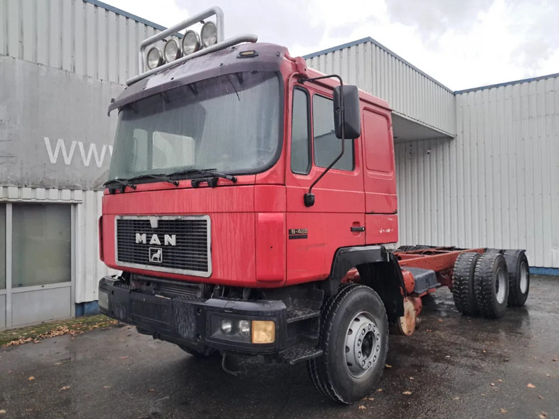 MAN 26-422 , 6x4 , Spring Suspension , ZF Manual Gearbox, Intarder - Грузовик-шасси: фото 1 MAN 26-422 , 6x4 , Spring Suspension , ZF Manual Gearbox, Intarder - Грузовик-шасси: фото 1