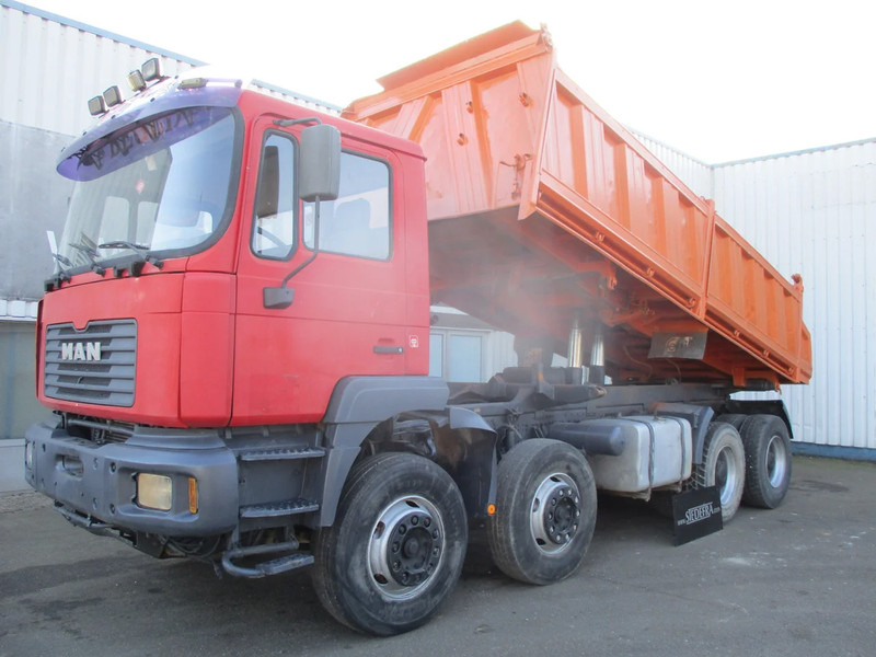 MAN 35.414 , 8x4 , ZF Manual , EURO 3 , 3 way tipper , Spring suspension - Самосвал: фото 1 MAN 35.414 , 8x4 , ZF Manual , EURO 3 , 3 way tipper , Spring suspension - Самосвал: фото 1