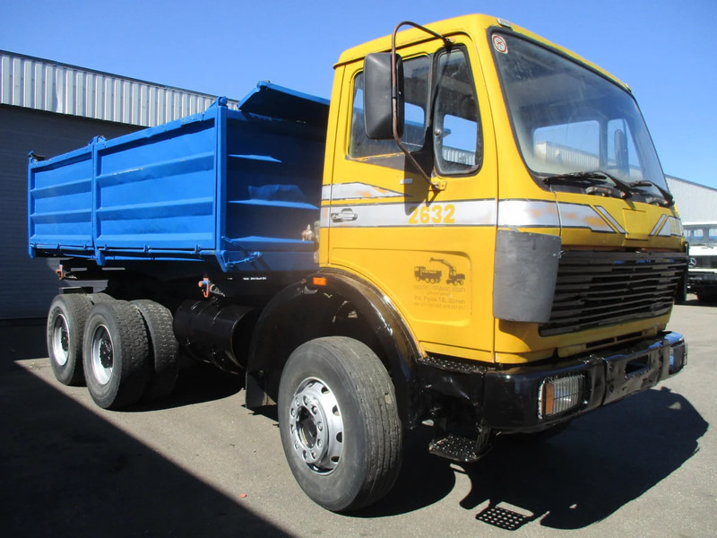Mercedes-Benz 2632 , V10, 6x4, ZF Manual , 3 way tipper , Spring Suspension - Самосвал: фото 4 Mercedes-Benz 2632 , V10, 6x4, ZF Manual , 3 way tipper , Spring Suspension - Самосвал: фото 4