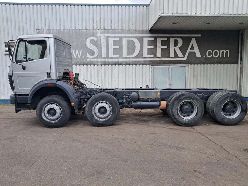 Mercedes-Benz 3235SK / 3535SK , 8x4, V8 BiTurbo, ZF Manual , Spring Suspension - Грузовик-шасси: фото 2 Mercedes-Benz 3235SK / 3535SK , 8x4, V8 BiTurbo, ZF Manual , Spring Suspension - Грузовик-шасси: фото 2