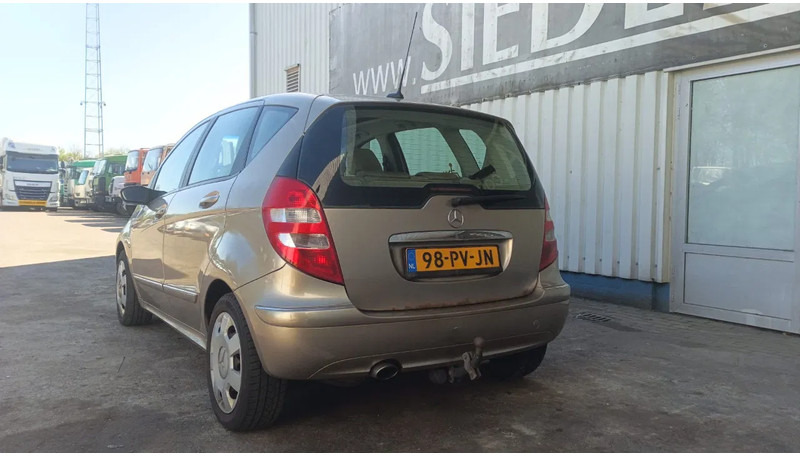 Mercedes-Benz A-Klasse 170 , Airco , leder , distrbute ketting maakt lawaai - Хэтчбек: фото 5 Mercedes-Benz A-Klasse 170 , Airco , leder , distrbute ketting maakt lawaai - Хэтчбек: фото 5
