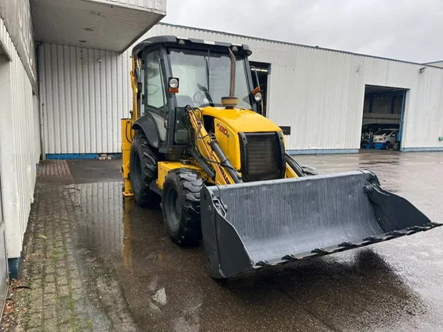 New Holland B 80 B-SS , 4x4 , Backhoe loader , 4in1 Bucket - Экскаватор-погрузчик: фото 4 New Holland B 80 B-SS , 4x4 , Backhoe loader , 4in1 Bucket - Экскаватор-погрузчик: фото 4