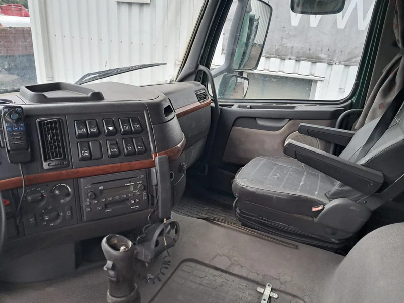 Самосвал Volvo FH 12 - 460 , 6x2 , 3 Way Tipper, Spring Suspension , Manual Gearbox, Airco: фото 14