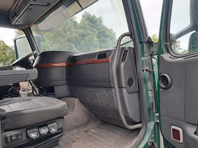 Самосвал Volvo FH 12 - 460 , 6x2 , 3 Way Tipper, Spring Suspension , Manual Gearbox, Airco: фото 15