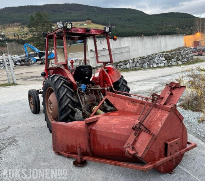 1971 Massey Ferguson 135 - MVA FRI traktor - Трактор: фото 3 1971 Massey Ferguson 135 - MVA FRI traktor - Трактор: фото 3
