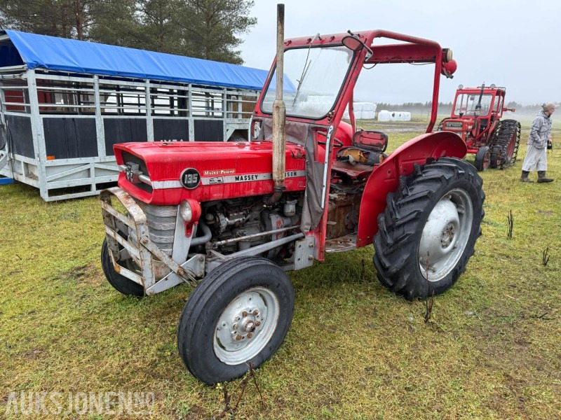 1971 Massey Ferguson 135 - Трактор: фото 1 1971 Massey Ferguson 135 - Трактор: фото 1