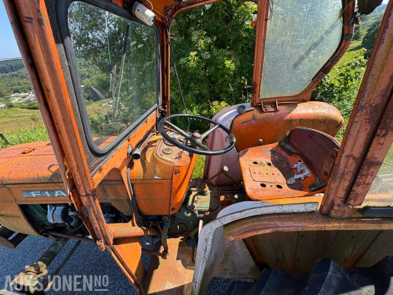 1973 Fiat 415 - Traktor med henger Skuffe og Vedkløyver - Трактор: фото 5 1973 Fiat 415 - Traktor med henger Skuffe og Vedkløyver - Трактор: фото 5