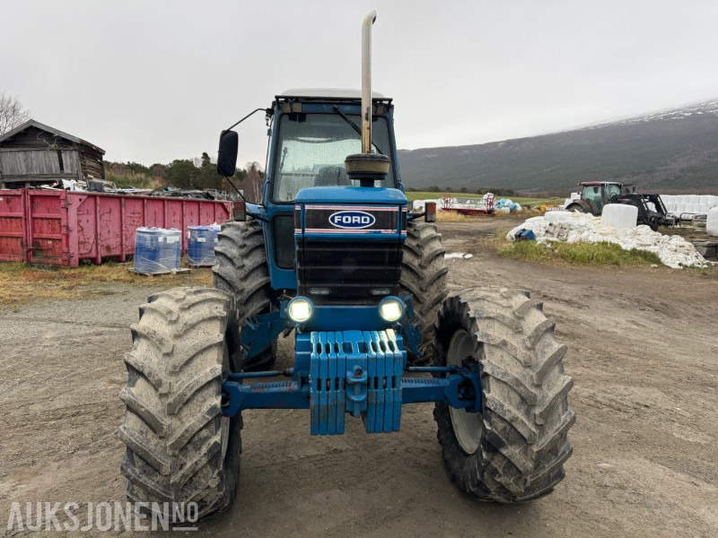 1985 Ford 8210 FWD traktor - Трактор: фото 3 1985 Ford 8210 FWD traktor - Трактор: фото 3