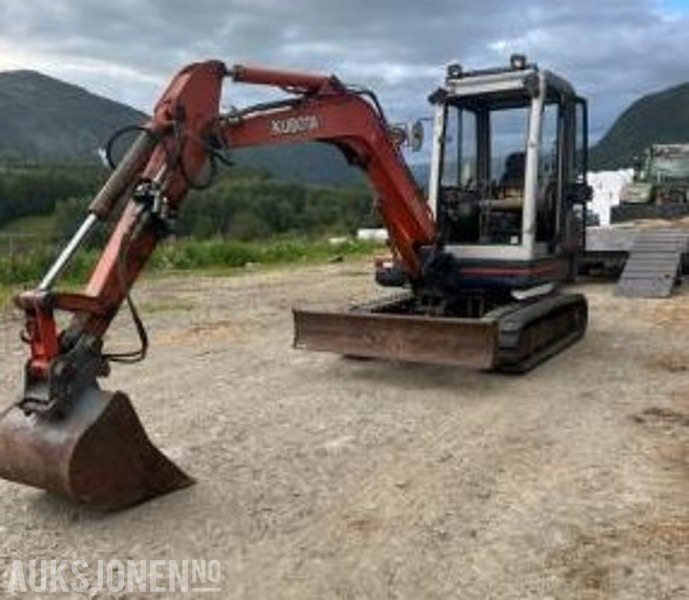 1997 Kubota KX 121-2 gravemaskin med 2 skuffer og klype - Экскаватор: фото 1 1997 Kubota KX 121-2 gravemaskin med 2 skuffer og klype - Экскаватор: фото 1