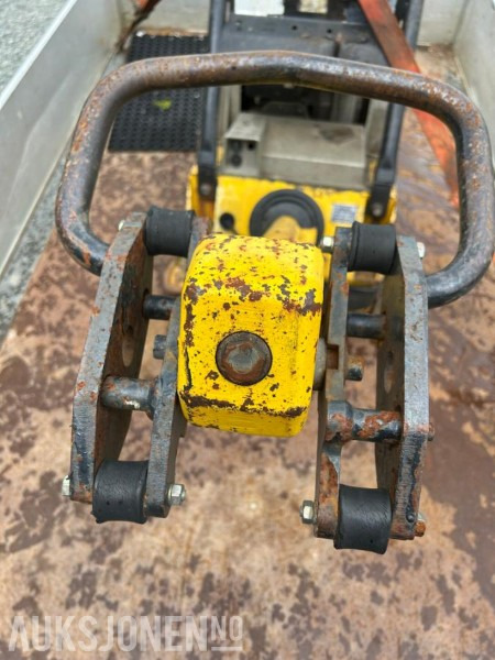 1998 Wacker Neuson DPU 6055 - Каток: фото 4 1998 Wacker Neuson DPU 6055 - Каток: фото 4