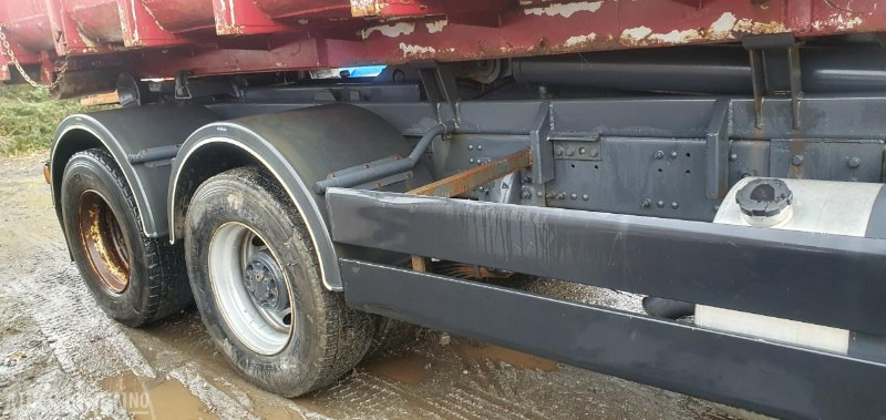 Крюковой мультилифт 2000 Volvo FM-12 MED KASSE OG MASKINFLAK: фото 14 Крюковой мультилифт 2000 Volvo FM-12 MED KASSE OG MASKINFLAK: фото 14