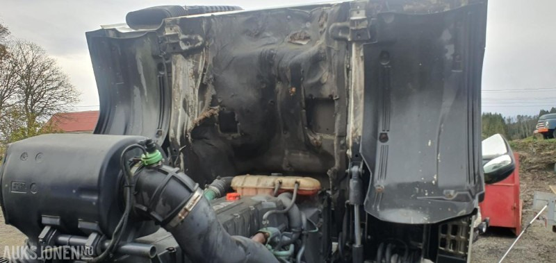 Крюковой мультилифт 2000 Volvo FM-12 MED KASSE OG MASKINFLAK: фото 8 Крюковой мультилифт 2000 Volvo FM-12 MED KASSE OG MASKINFLAK: фото 8