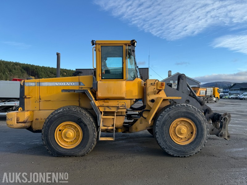 2001 Volvo L90D - 8868t - 17 000kg - Колёсный погрузчик: фото 4 2001 Volvo L90D - 8868t - 17 000kg - Колёсный погрузчик: фото 4